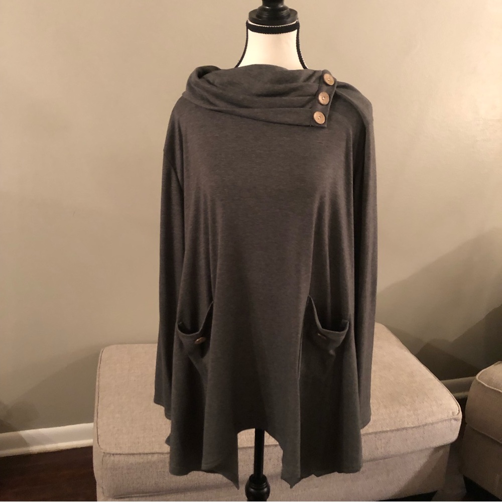 Green tunic. Size XXL